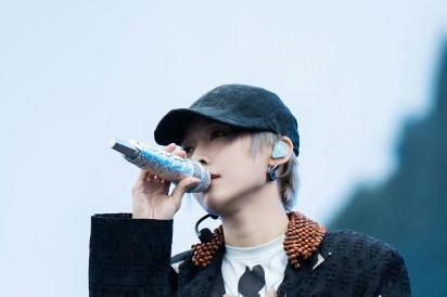 2025微博大眼音乐节创南京音乐节单日人数纪录，星粉共创引领音乐节新潮流 