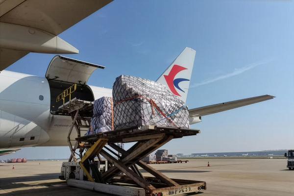 中国东航开通首条中东第五航权货运航线 打造“一带一路”物流新动脉