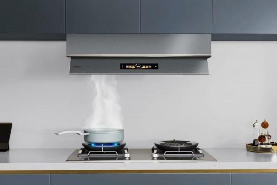 卡萨帝厨电发明行业最薄全嵌烟机，京东高端第一