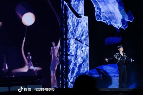 2025抖音美好奇妙夜收官，哪首歌是你的青春旋律