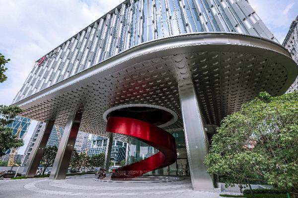 OneM当代艺术中心旋转楼梯成功创下吉尼斯世界纪录 