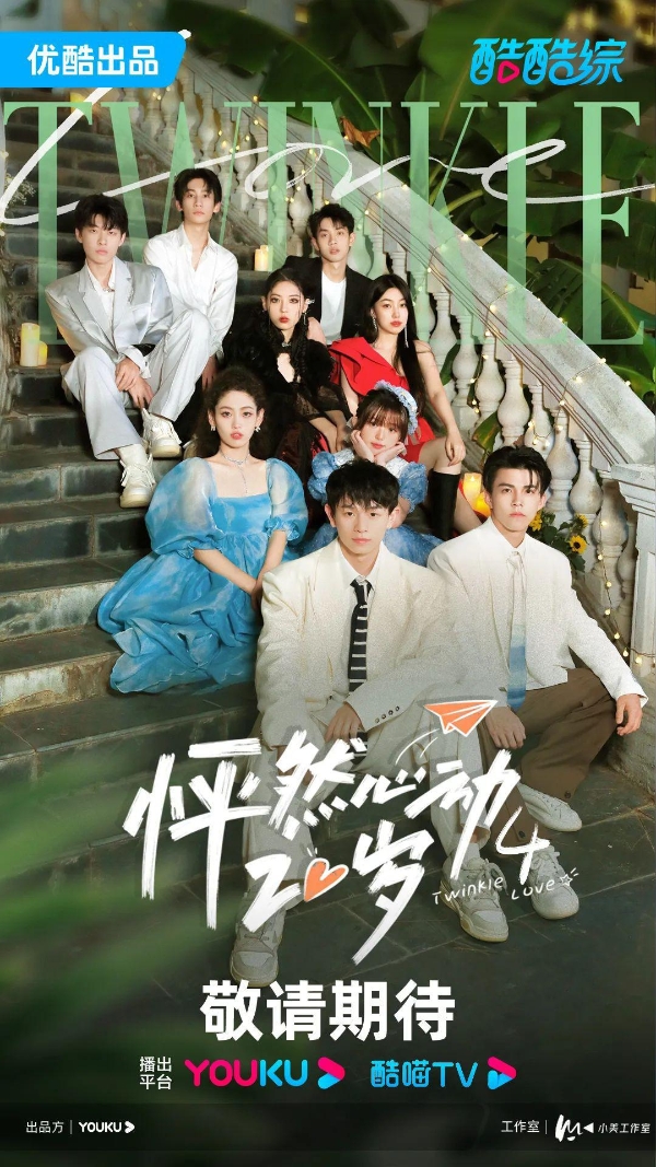 图片包含 建筑, 长凳, 男人, 火车AI 生成的内容可能不正确。