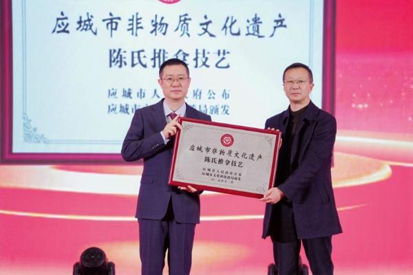 文化赋能实体，创新升级产业：湖北研妆的民企突围之路 