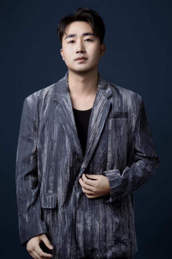 刘德华王成岳:光影交织共绘角色灵魂画卷探寻演技深度与人生温度 