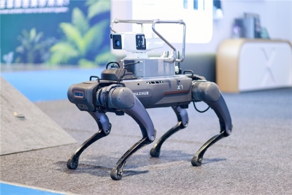 粤澳领导点赞“湾区智造”，视源股份硬核科技亮相AIE 