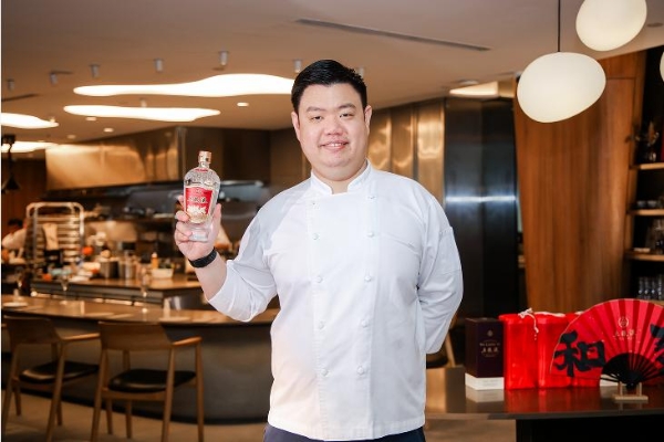  五粮液新加坡高端私宴：南洋风韵与大国浓香的交响共鸣 