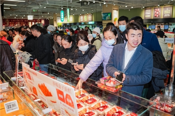 京东七鲜石家庄首店火爆开业，24小时菜、7日鲜蛋引市民抢购 