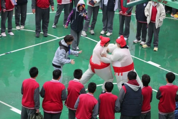 一天逛遍11国？！海淀这所特色校“玩”出全球胜任力 