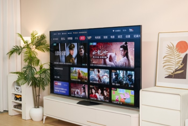 硬核观影秘诀：海信RGB-Mini LED电视搭配黑曜屏Ultra，暗室画质表现超越OLED