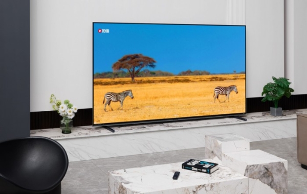 硬核观影秘诀：海信RGB-Mini LED电视搭配黑曜屏Ultra，暗室画质表现超越OLED