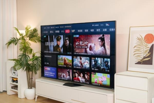 硬核观影秘诀：海信RGB-Mini LED电视搭配黑曜屏Ultra，暗室画质表现超越OLED