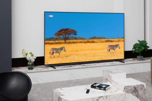 硬核观影秘诀：海信RGB-Mini LED电视搭配黑曜屏Ultra，暗室画质表现超越OLED