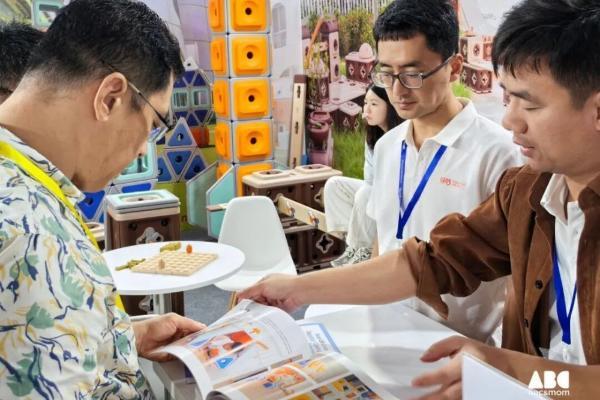 洽谈氛围热烈，同期活动精彩纷呈，超73,000人次到展，2025ABC&MOM印尼展圆满结束！ 