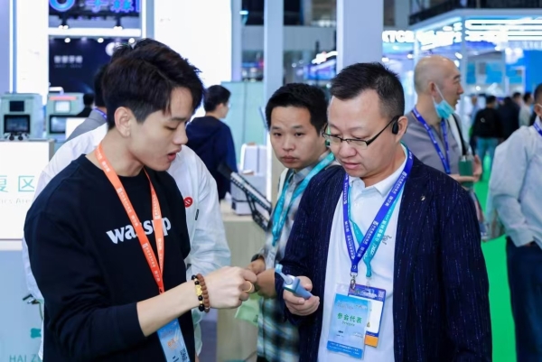 锐舞受邀参加深圳国际口腔展，气泡电动牙刷获瞩目 