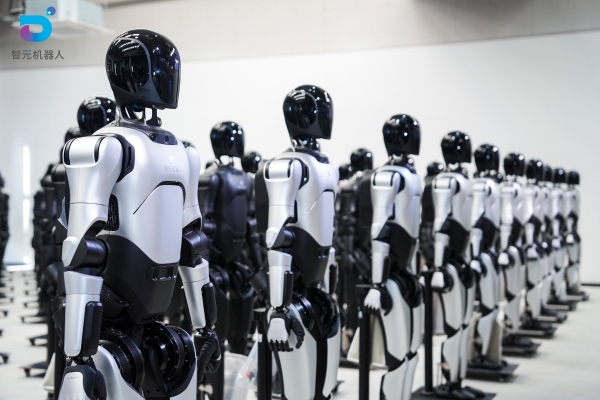 智元第5000台通用具身机器人量产下线，灵犀X2交付黄晓明工作室 