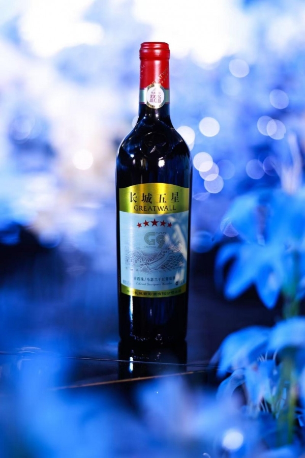 从冠军婚礼看婚宴用酒选择：长城五星成高端宴席常见身影 
