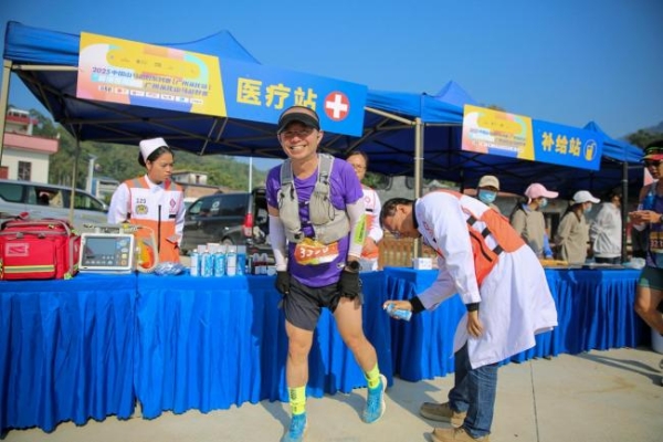 回归线上逐山野 岭南文脉伴征程 2025中国山马越野系列赛（广州从化站）暨“香港赛马会”广州从化山马越野赛成功年度收官 