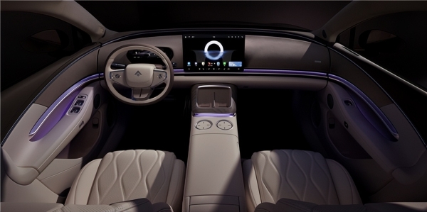 广汽底蕴&华为乾崑，昊铂A800智慧旗舰轿车，盲订已开启