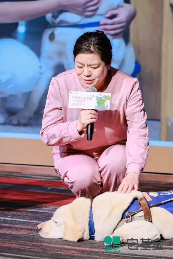 汇聚暖意，照亮无声的世界：它基金暖冬会与新瑞鹏的公益同行 