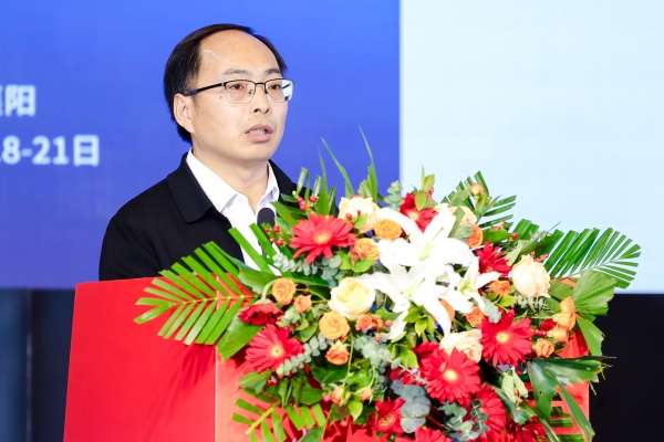 聚力襄阳打造中国越野生态标杆 2025第三届越野生态发展大会暨中国汽车工业协会越野车分会盛大开幕