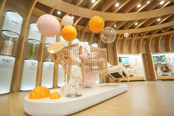 打卡好孩子·元生态馆，解锁科技育儿新体验 