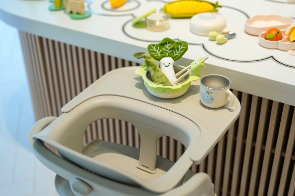 打卡好孩子·元生态馆，解锁科技育儿新体验 