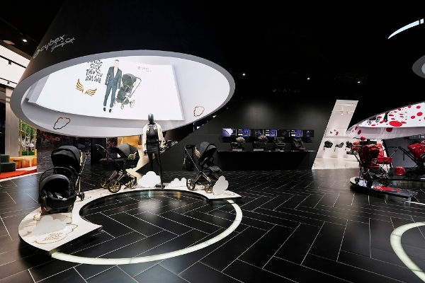 打卡好孩子·元生态馆，解锁科技育儿新体验 