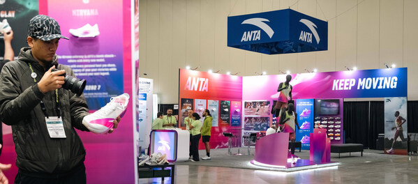 世界舞台有我中国力量 安踏强势亮相跑鞋"奥斯卡"The Running Event 