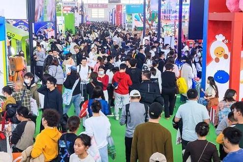 100天倒计时｜于变化中锚定成长，来京宠展驭见2026 