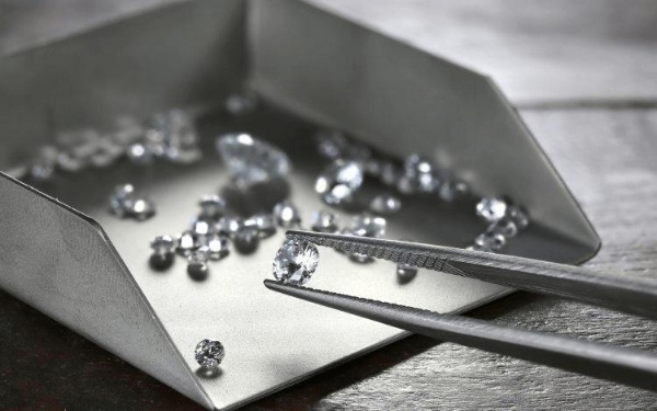 天然钻石成2025秋拍核心，稀缺性驱动市场热度攀升 