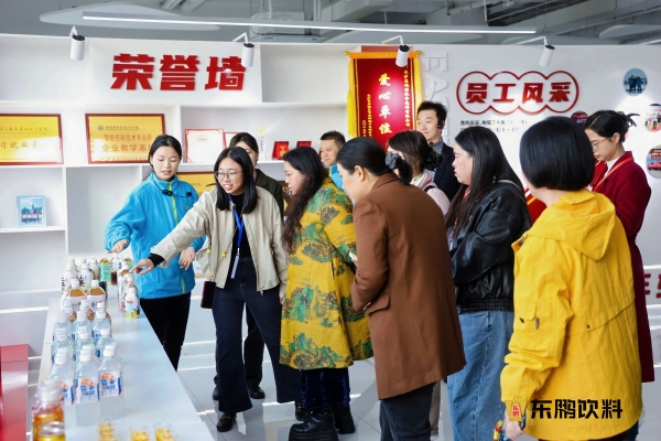 探秘能量之源，共鉴品质东鹏——“探访团”走进长沙生产基地