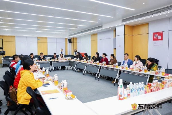 探秘能量之源，共鉴品质东鹏——“探访团”走进长沙生产基地