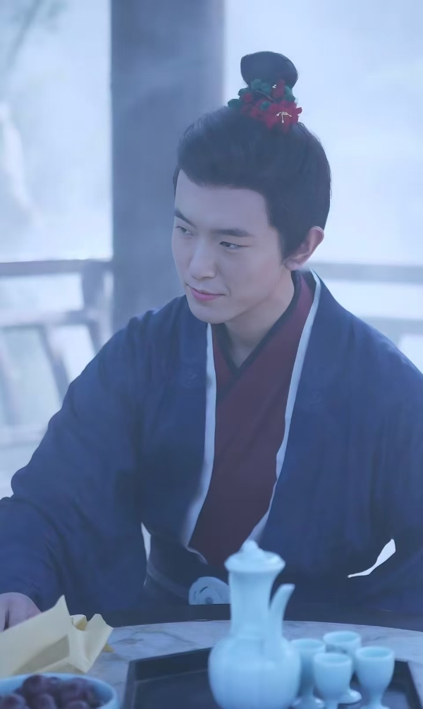 跨时空双世虐恋来袭《双面公子我渡劫》火爆上线！古装×现代双线并行，极致拉扯引爆整个冬天！