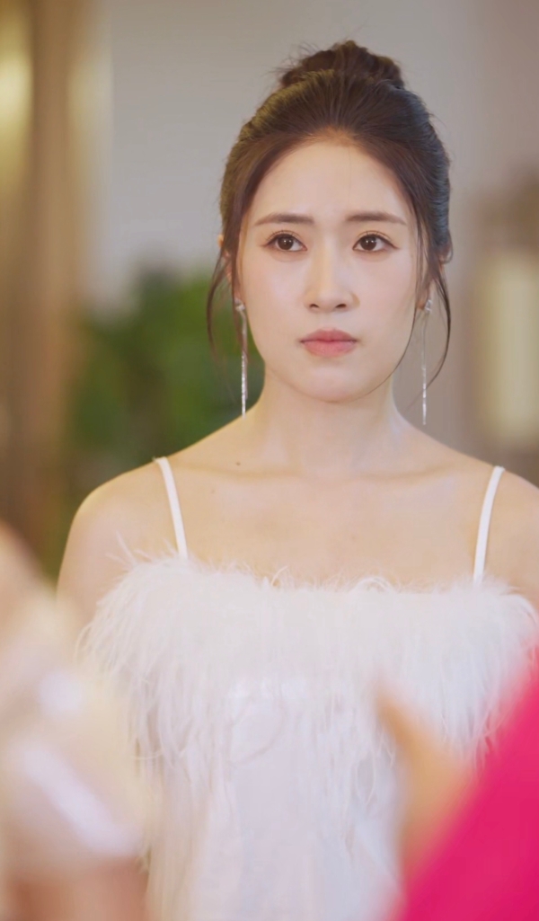 跨时空双世虐恋来袭《双面公子我渡劫》火爆上线！古装×现代双线并行，极致拉扯引爆整个冬天！