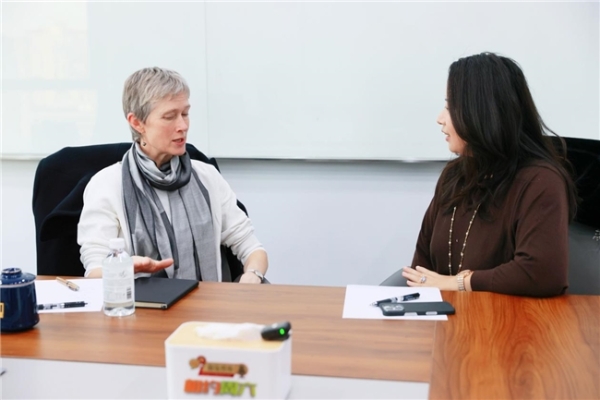 剑桥大学历史学院院长Lucy受聘成为Chat Tiddy项目顾问 