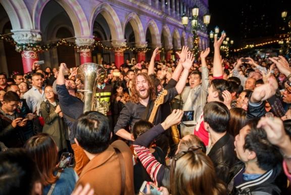 汇聚海量商品满足多样的需求金沙物美嘉年华不可错过的盛宴 