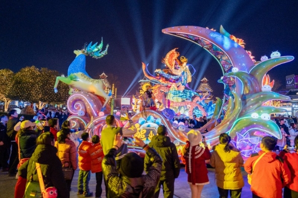 赴冰雪盛宴，赏璀璨烟花，方特跨年狂欢盛大启幕 