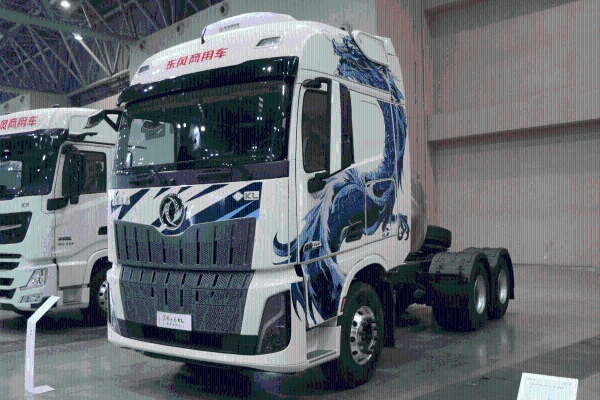 全新平台亮相！东风商用车2026年合作伙伴大会盛大启幕 剑指17.6万台 