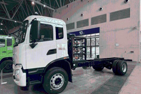 新动力 新价值 东风新能源专用车引领高效节能新时代 