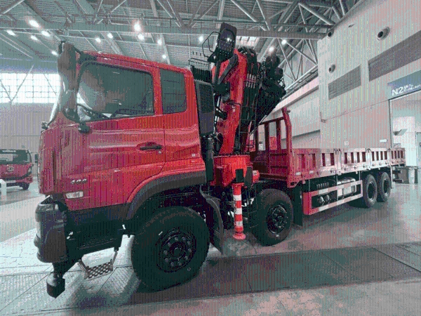 在变革的时代里 可靠是东风天龙KC的不变承诺 