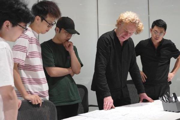 双奖加冕！法恩莎荣膺2025世界卫浴大会“影响力品牌”与“设计师推荐品牌” 