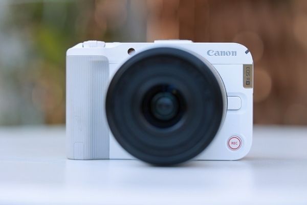 佳能EOS R50 V旅行摄影师的4K Vlog创作必备神器 