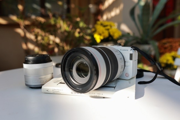 佳能EOS R50 V旅行摄影师的4K Vlog创作必备神器 