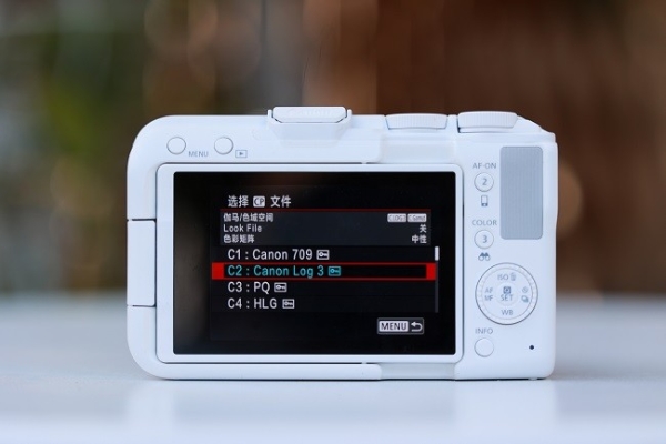 佳能EOS R50 V旅行摄影师的4K Vlog创作必备神器 