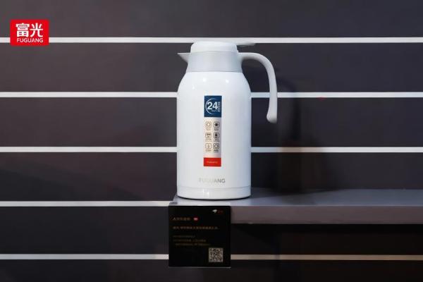 匠心铸就，品质为证：富光斩获京东金榜年度“水具品质金奖” 