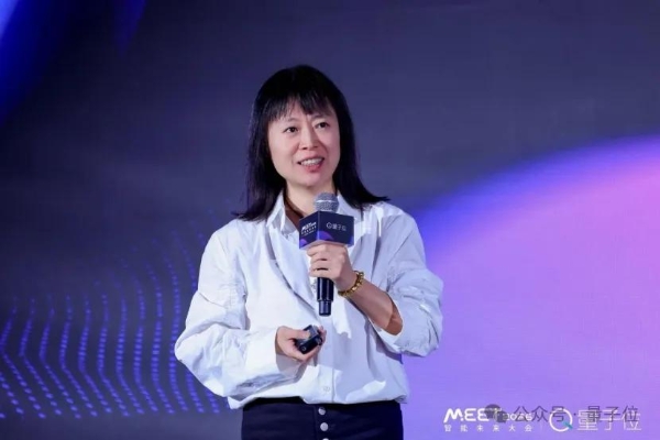 MEET2026挤爆了，AI圈今年最该听的20+场演讲&对谈都在这 