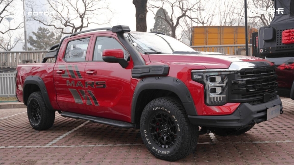 福田皮卡全系重磅集结 硬核产品矩阵闪耀福田汽车2026商务年会 