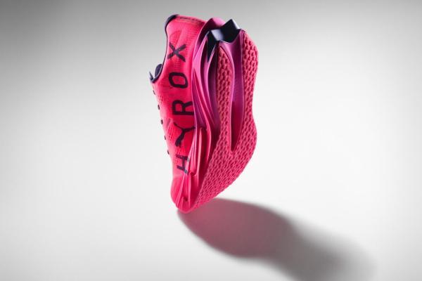 PUMA 发布首个专为HYROX打造鞋款 彪破精英HYROX定制版，开创健身跑装备新纪元 