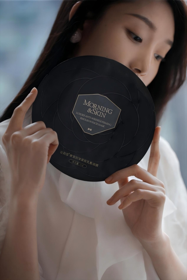 玫莉蔻三款面膜，拒绝肌肤干老黄，以玫瑰织就温柔“铠甲” 