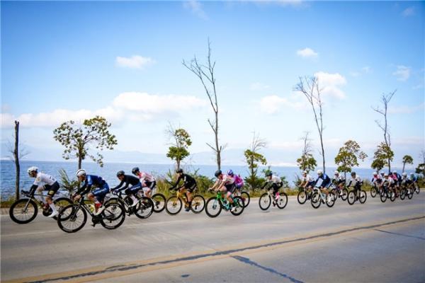 2025中国公路自行车职业联赛暨“环云南”公路自行车赛（玉溪站）圆满收官 